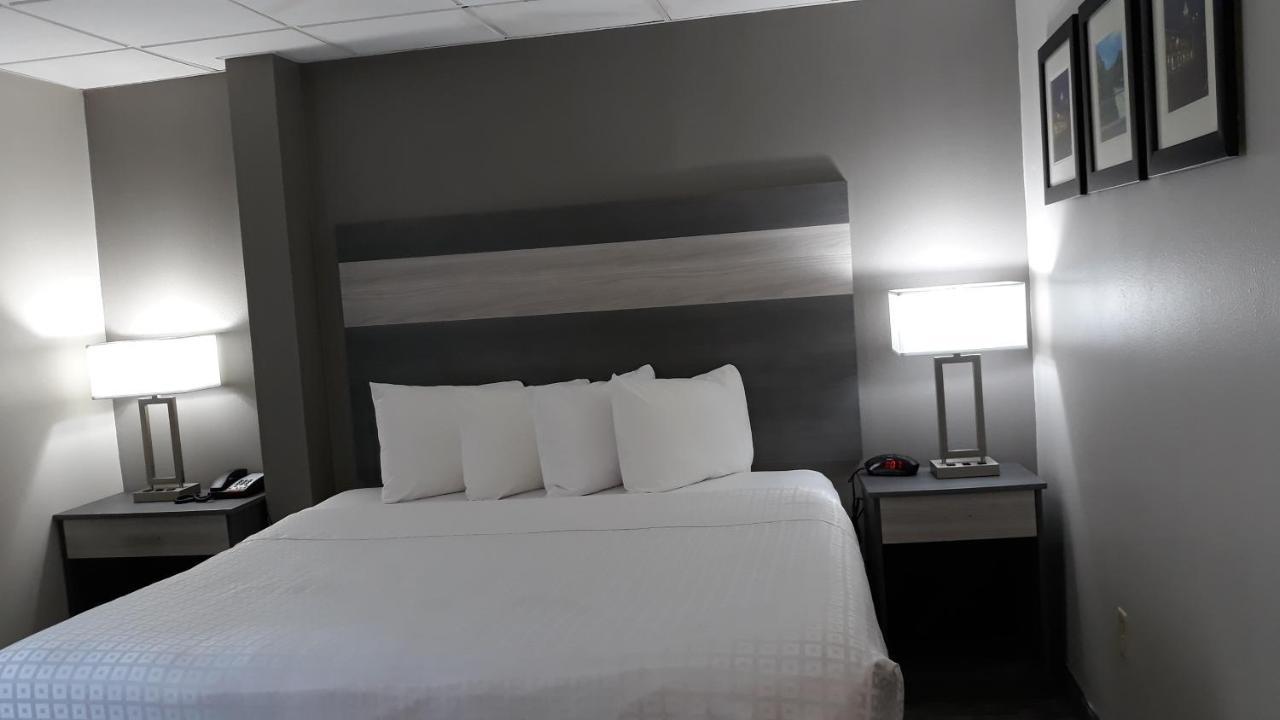 Baymont By Wyndham Lafayette - Purdue University Eksteriør bilde