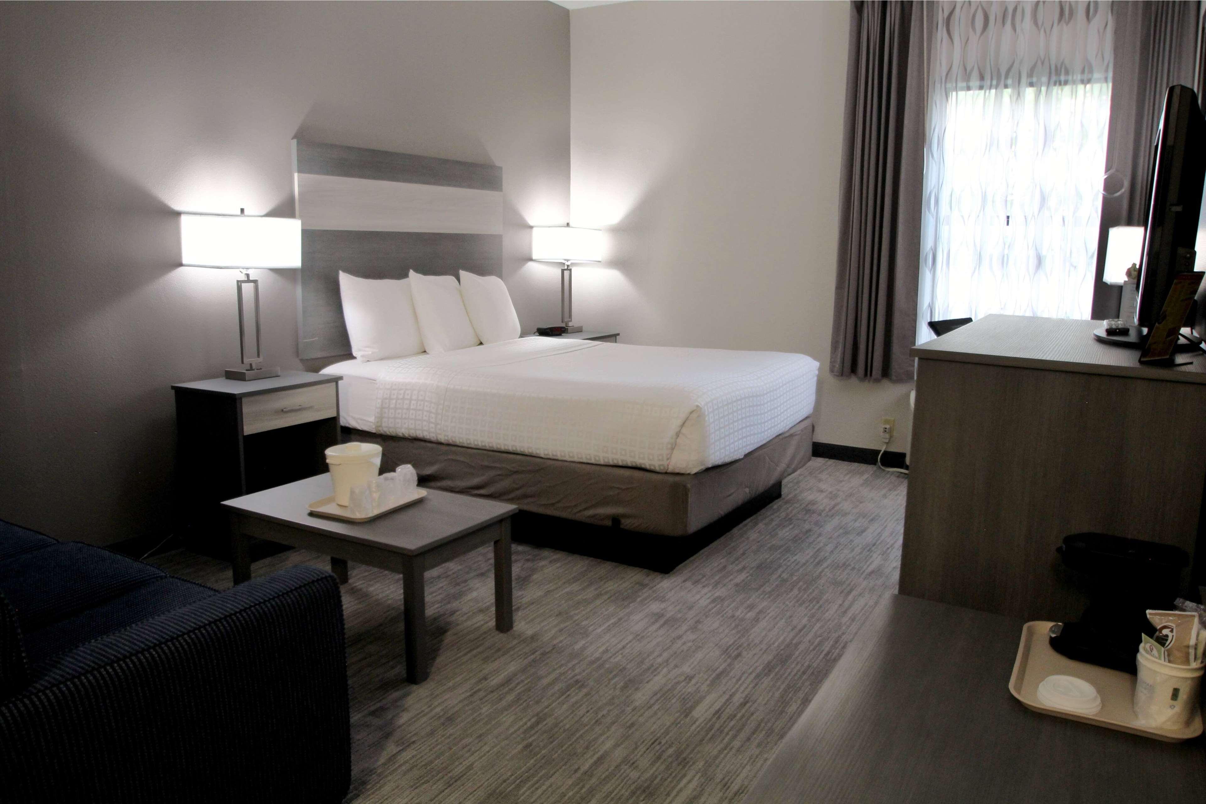 Baymont By Wyndham Lafayette - Purdue University Eksteriør bilde