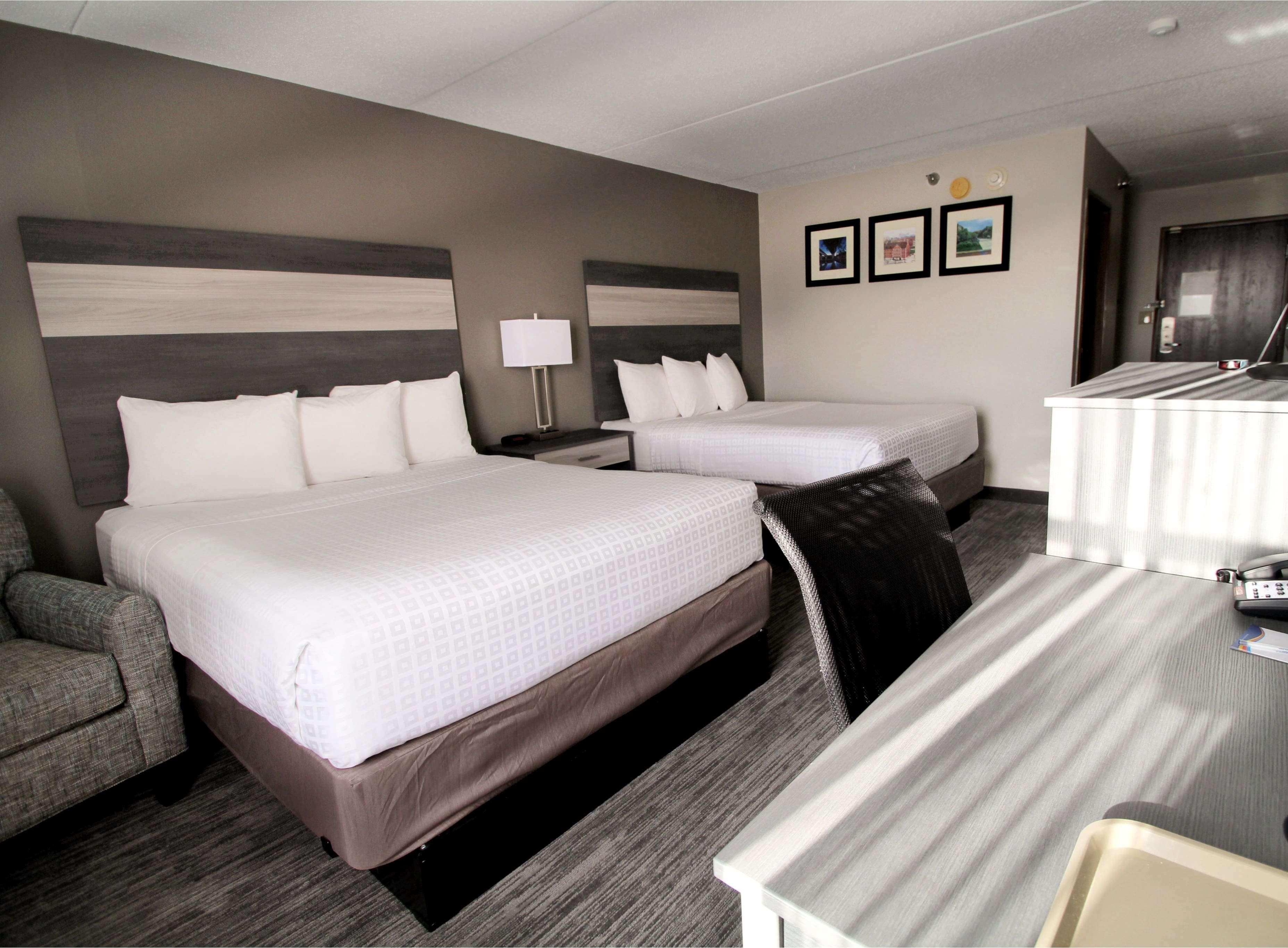 Baymont By Wyndham Lafayette - Purdue University Eksteriør bilde