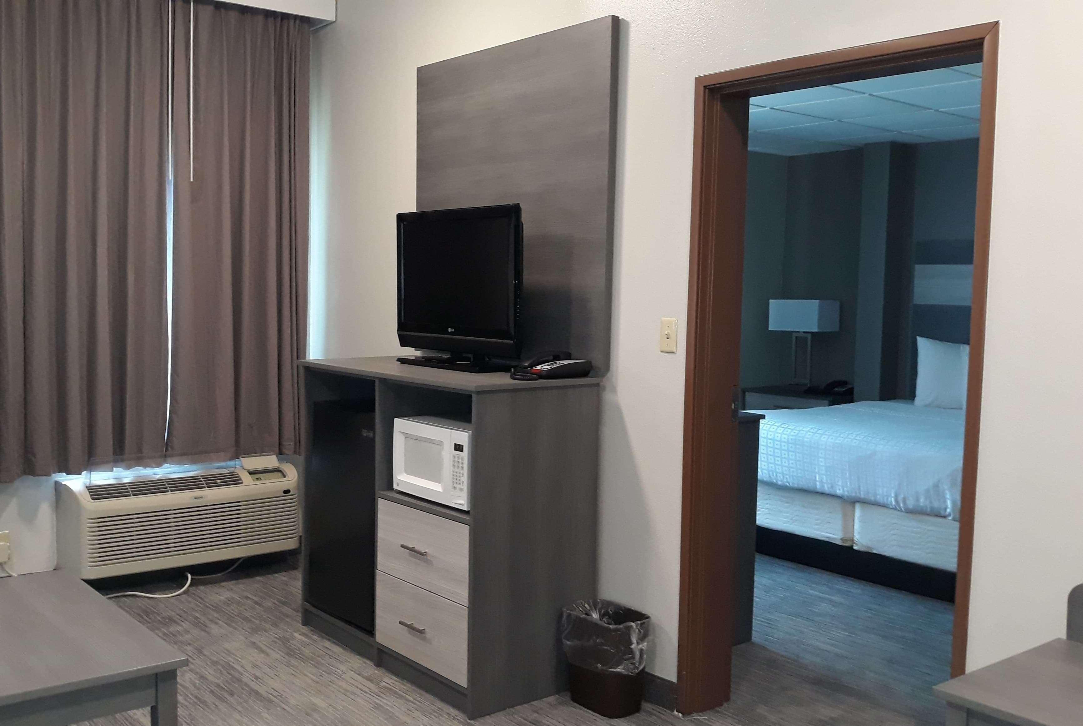 Baymont By Wyndham Lafayette - Purdue University Eksteriør bilde